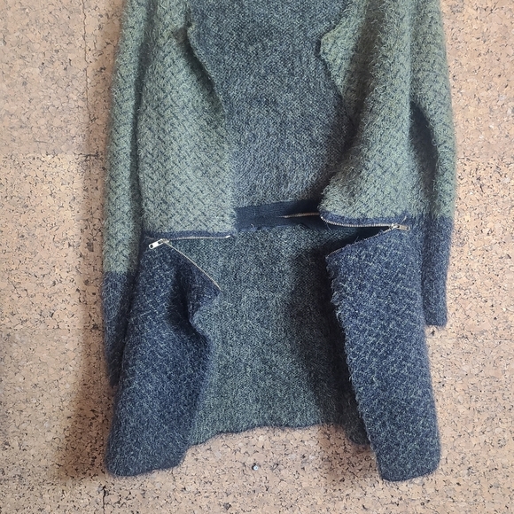 Winter Women's Jacket - Picture 6 of 9